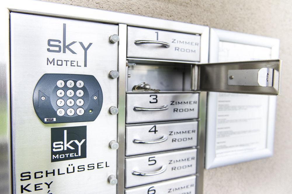 Sky Design Motel Kriessern Buitenkant foto